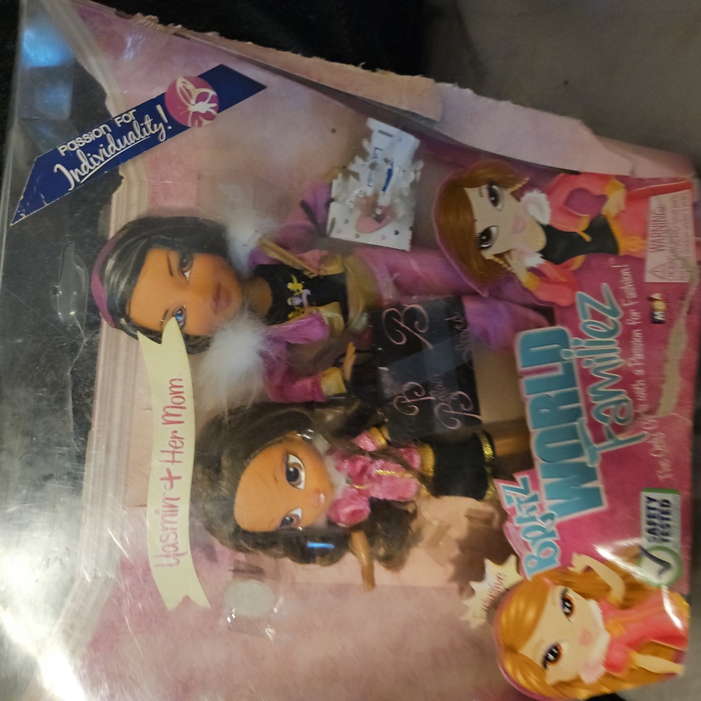 Bratz Yasmin and her mom .